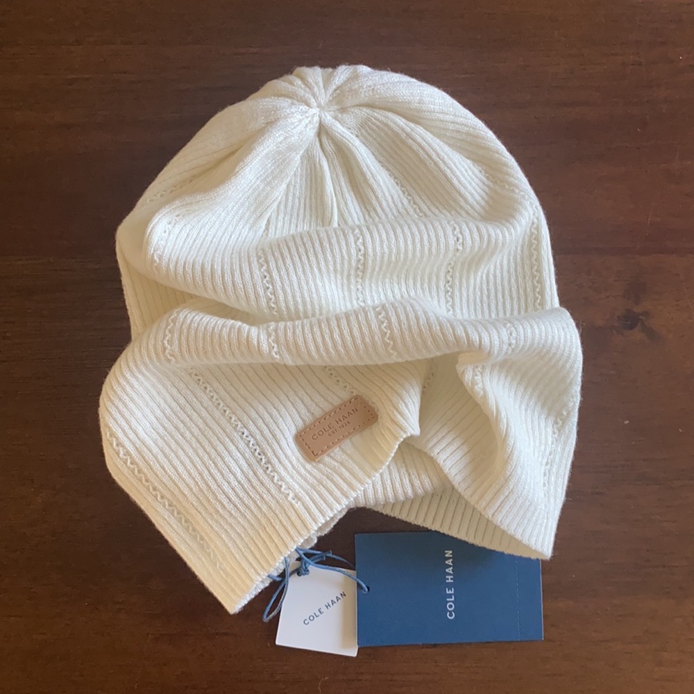 New with tags Cole Haan Slouchy Beanie, Ivory